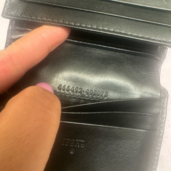 Gucci Marmont card case / Fold Wallet - Picture 10 of 14